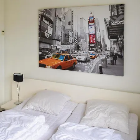 Four-bedroom In 펜션