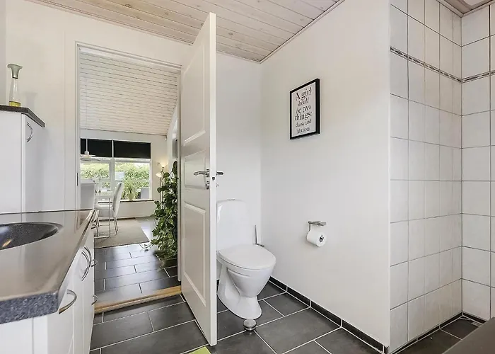 Four-bedroom In Casa vacanze