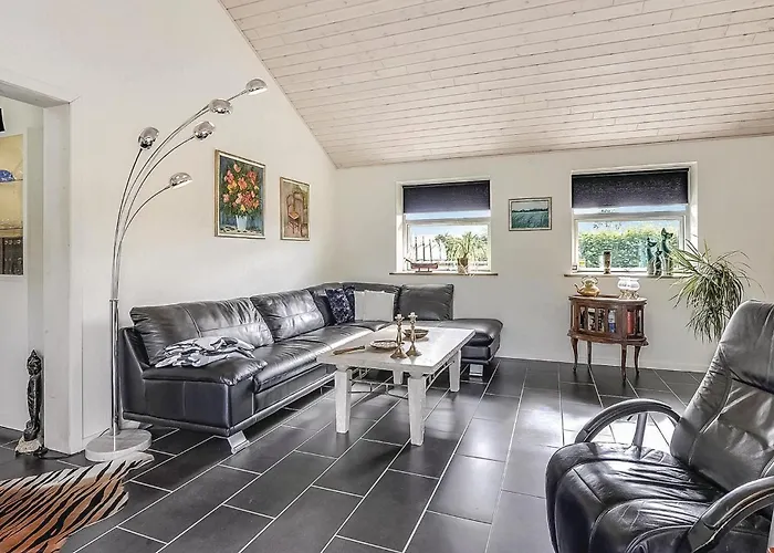 Four-bedroom In Casa vacanze Storvorde